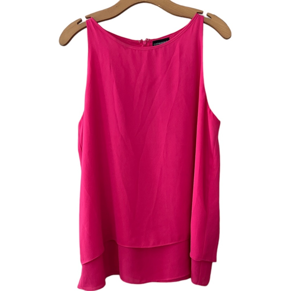 Cynthia Rowley raspberry polyester sleeveless blouse. CL41